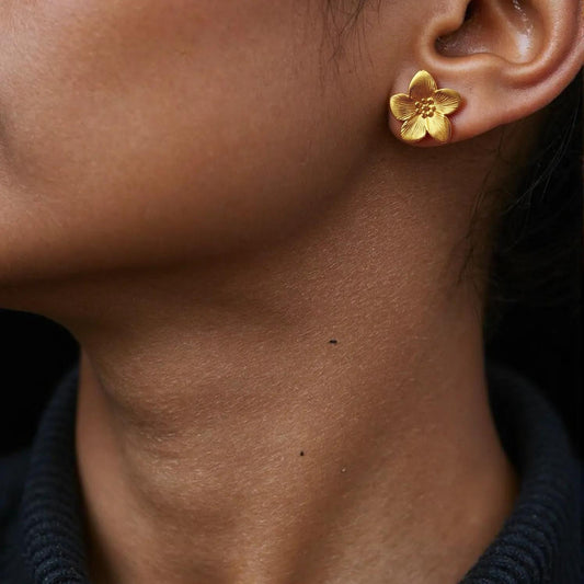 Delicate Flower Earring