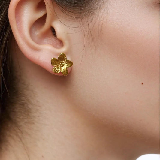Delicate Flower Earring